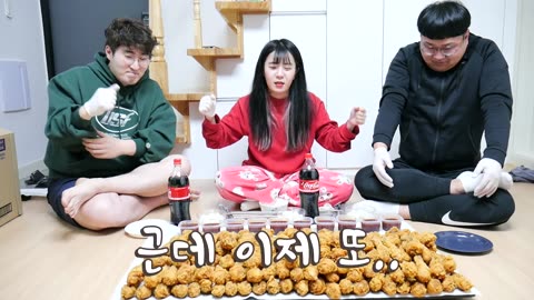 FOOD FIGHTING ! 200 Chicken drumsticks MUKBANG today with Mbro, Mr. Kwon