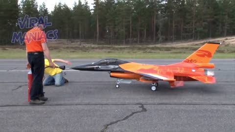 Top 10 Biggest / Largest RC Airplanes In The World [VIDEOS]