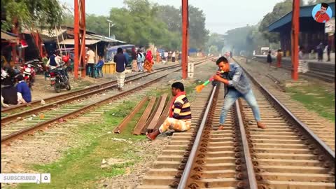 Funny video.Train horn prank.