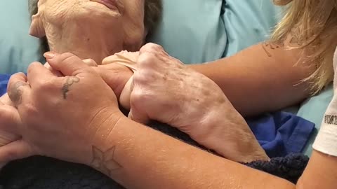 102 Year Old Grandma Has Heartfelt Moment Before Bed