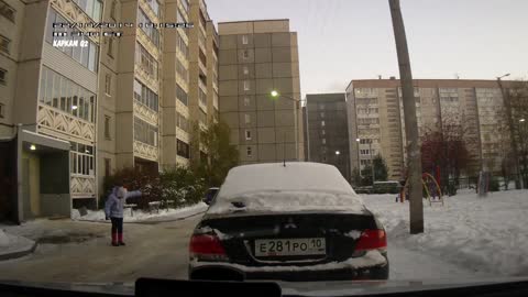 Dash cam captures girl's best 'Moon Walk' impression