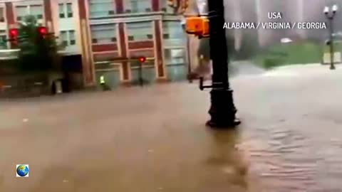 Southeast US is flooded with heavy rain: the streets turn into rivers