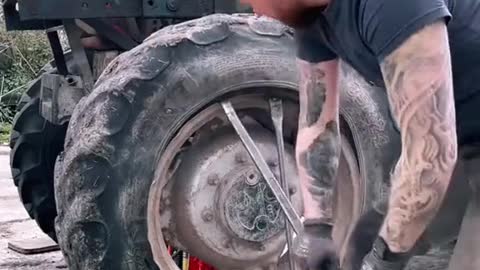 Change the tire # Repair the car # car # Tire (1)