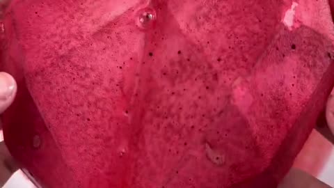 Dusty Red Heart Gym Chalk Water Crush #asmr #oddlysatisfying #asmrcommunity #shorts #asmrgymchalk