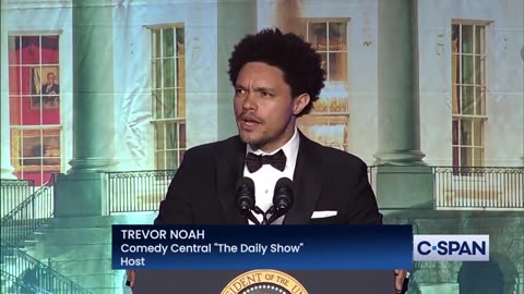 Trevor Noah COMPLETE REMARKS at 2022 White House Correspondents' Dinner (C-SPAN)