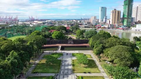 ICONIC PHILIPPINES!! Fascinating Historical Places in the Philippines