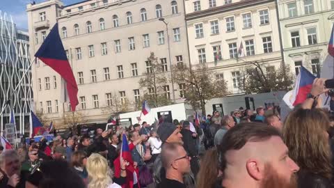 Protests are taking place in Prague against the sanctions imposed on Russia.