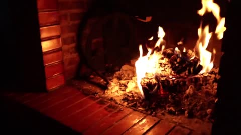 1 Hour Of Relaxing By The Fireplace To Help You Sleep And Reduce Anxiety