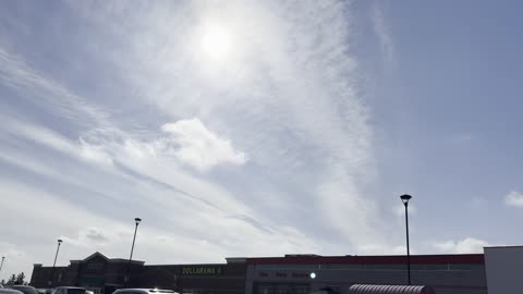 Chemtrails in Toronto Canada - or may be this is normal clouds