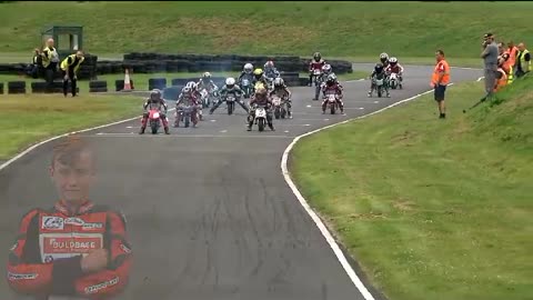 Babes on Bikes in truly great motorcycle race!