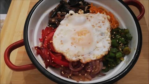 How to Make Bibimbap at Home