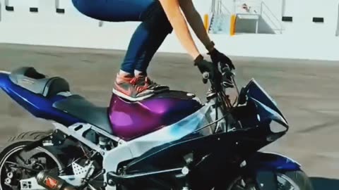 Bike lovers, feat of bike girl, bike stunt, bike race, status video,m