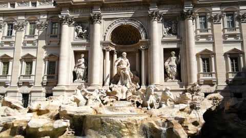 Trevi Fountain