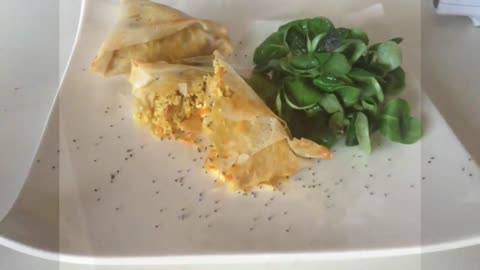 QUICK AND EASY CHICKEN CURRY SAMOSA RECIPE