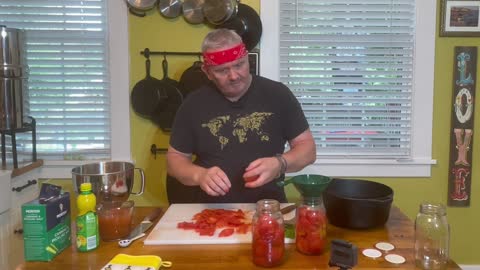 CANNING TOMATOES PART 2 !