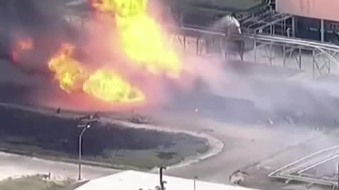 Massive explosion at Ineos Phenol chemicals plant in Pasadena, Texas.