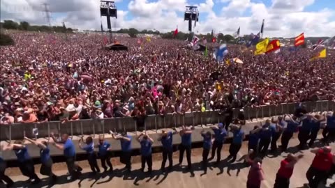 This never gets old. Rick Astley performs at Glastonbury. (Turn up the sound) Video: BBC