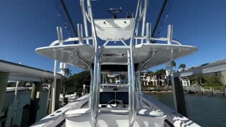 2014 Venture 39 Center Console