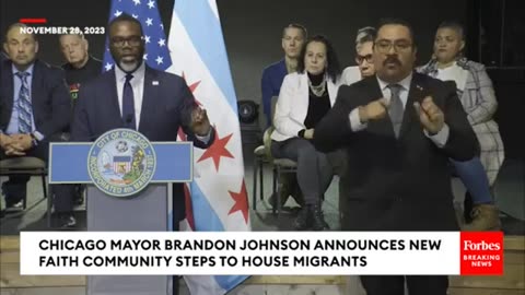 Chicago Mayor Brandon Johnson blames the Migrant Crisis on Right-Wing Extremism