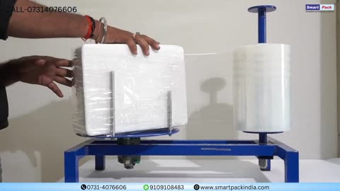 MINI BOX STRETCH WRAPPING MACHINE