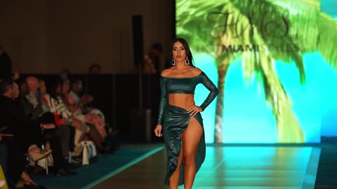 Sherry Foreign in Slow Motion FLL FASHION WEEK 2023 Shot on Sony Alpha 1