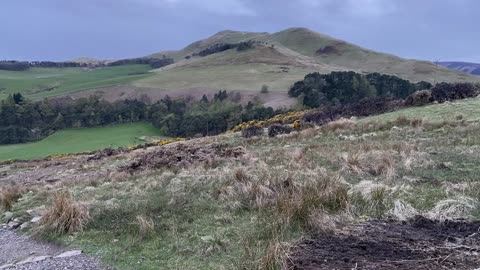 Castlelaw - around Cairketton, Allermuir and Capelaw - Harbour Hill - Castlelaw