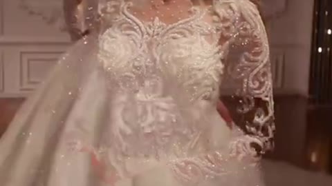 Wedding dress with jewels and pearls / say yes to the dress