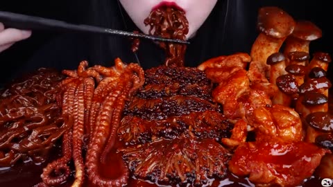 ASMR_BLACK_BEAN_NOODLES,_SPICY_SEAFOOD,_SPICY_ENOKI_MUSHROOM,_불닭_팽이버섯_먹방,_OCTOPUS,_짜장_라면_먹방MUKBANG