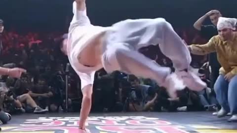 Breakdance Top 14 Suicide Moves