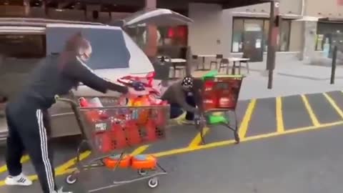 SHOPLIFTING at an Oxforn Grocery Store - SPOILER Laundry Detergent is their favorite