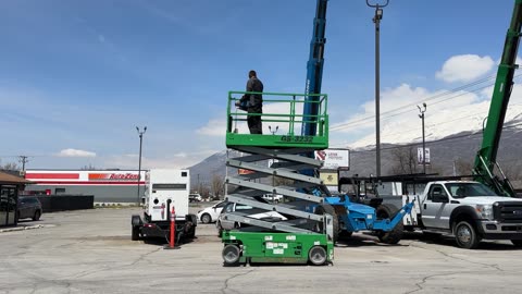 Scissor Lift 2015 Genie GS3232 Electric 32' Platform Extendable