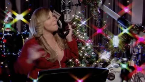 Mariah Carey - O Come All Ye Faithful Hallelujah Chorus Ft. Patricia Carey