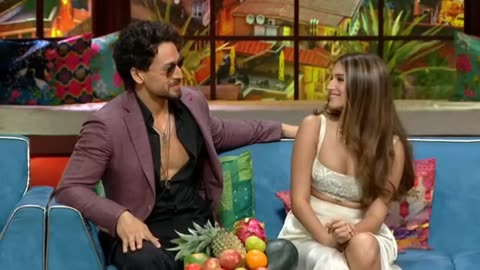 Kapil sharma flirt with Tara Sutaria | Heropanti 2| tara sutaria | tiger shroff