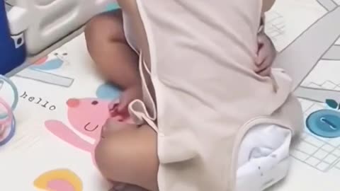 funny babies fighting shorts