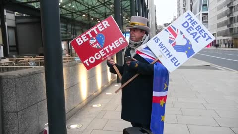 Von der Leyen y Johnson acuerdan reunirse en Bruselas "en los próximos días"