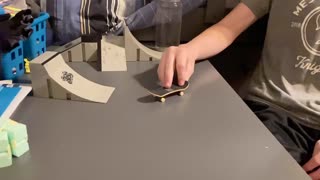 Tech deck tricks 1