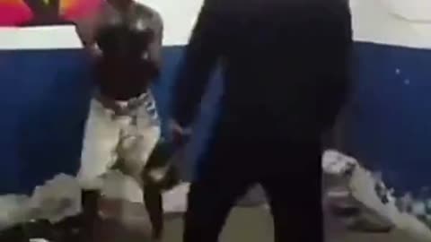 police vs thug