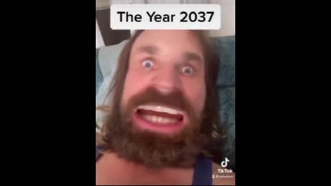 Tyler Fischer : La Vie en 2037 (VOST)