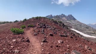 Central Oregon - Three Sisters Wilderness - Red Clay Alpine Majesty - 4K