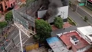 Davivienda incendiado cra 27 2M