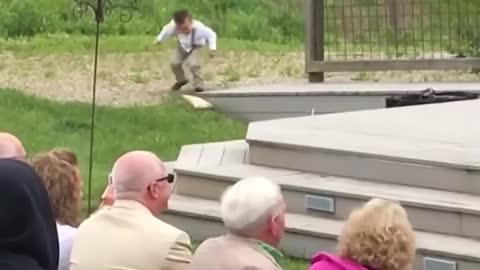 Kids add some comedy to a wedding!