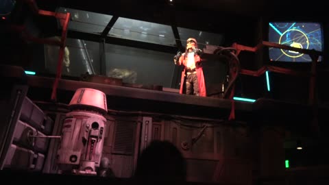 Millennium Falcon Smugglers Run pre show queue