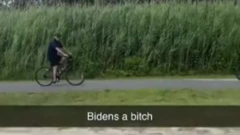 Man Heckles Joe Biden During Bike Ride in Delaware: 'Hey, Where Your F***ing Training Wheels At?'