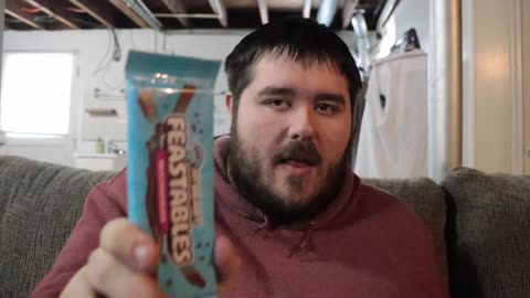 New MrBeast Feastables Milk Chocolate VS Hershey Milk Chocolate