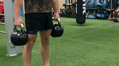 Kettlebell Fundamentals (Farmer Hold / Lat Engagement)