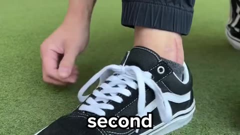 How to tie a shoelace faster than light