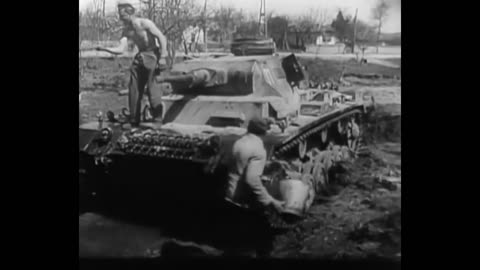 panzer_iii_crew_enjoy_some_lighter_moments