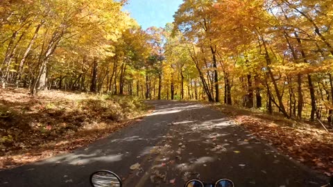 RetroRider Motovlog - ULTIMATE AUTUMN Skyuka Mountain