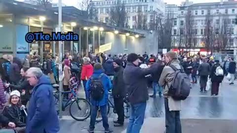 THE BIGEST RALLY IN LONDON AGAINTS THE VACCINE MANDATE.