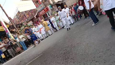 gatka performance in nagar kirtan